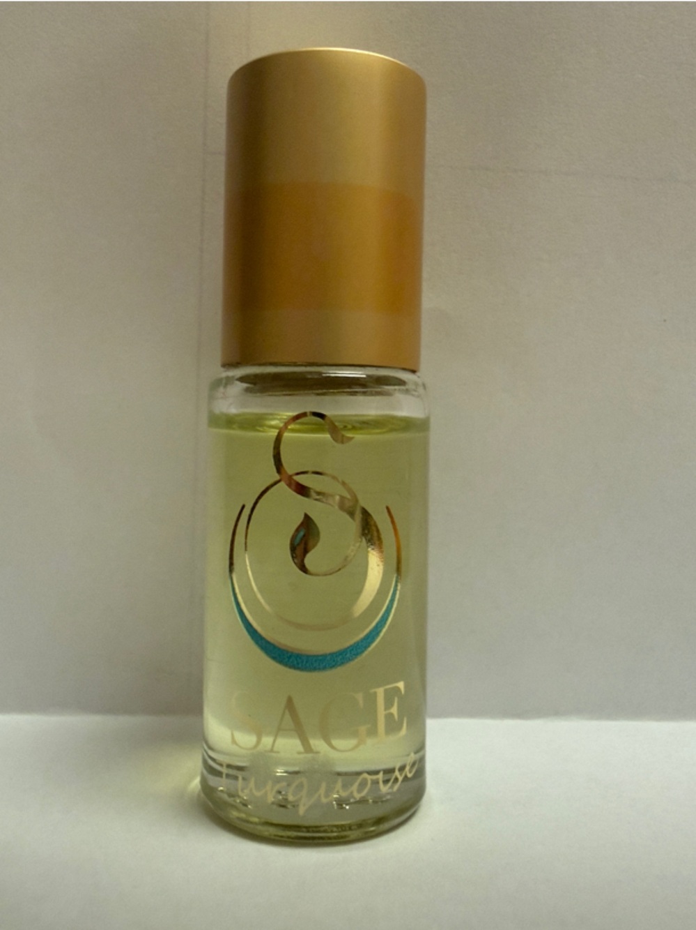 The Sage Lifestyle Turquoise Perfume Oil Concentrate Roll-On